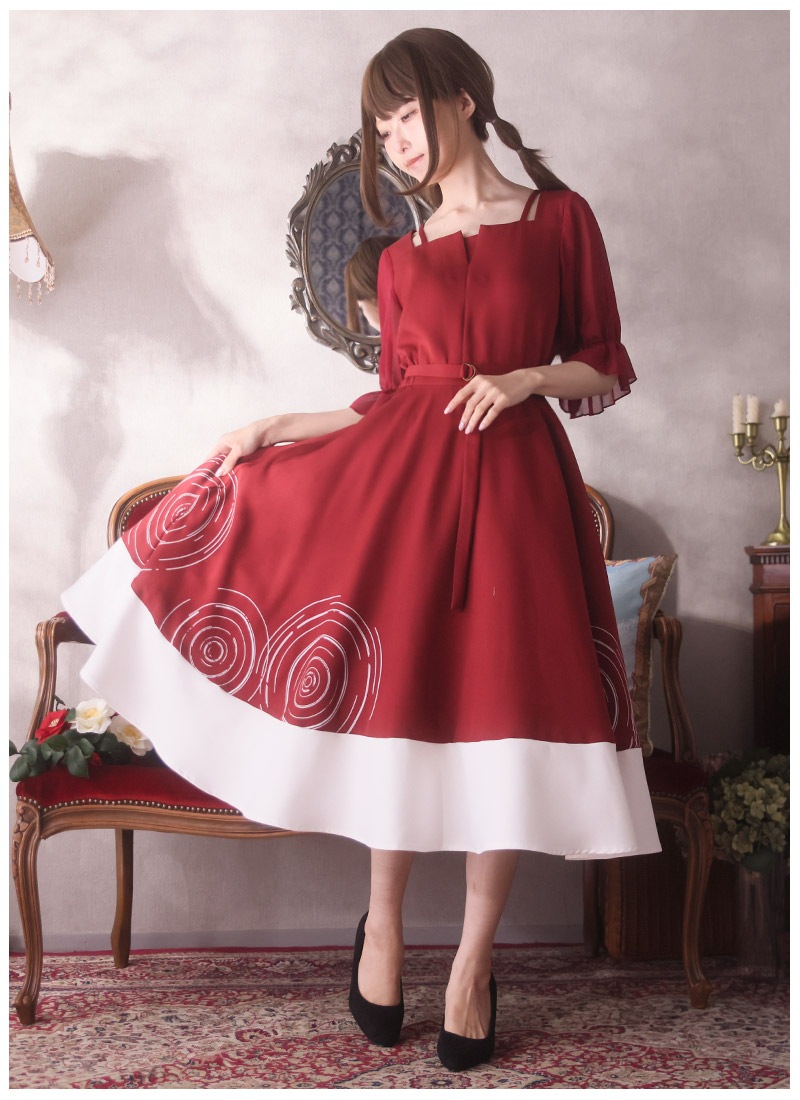 水面に揺蕩う…金魚モチーフの上品ワンピコーデセット ｜ Favorite