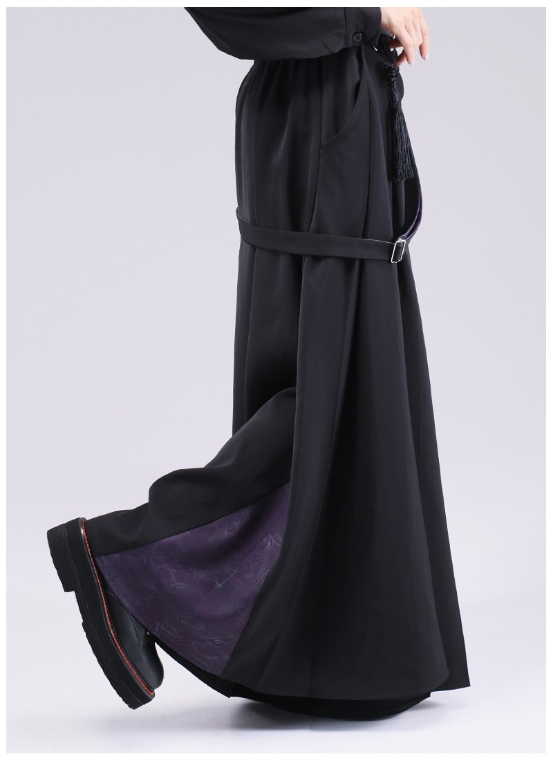 おかいまものくま　和服 しろくま着物百貨店には リメイクした着物の他に小物類もござい