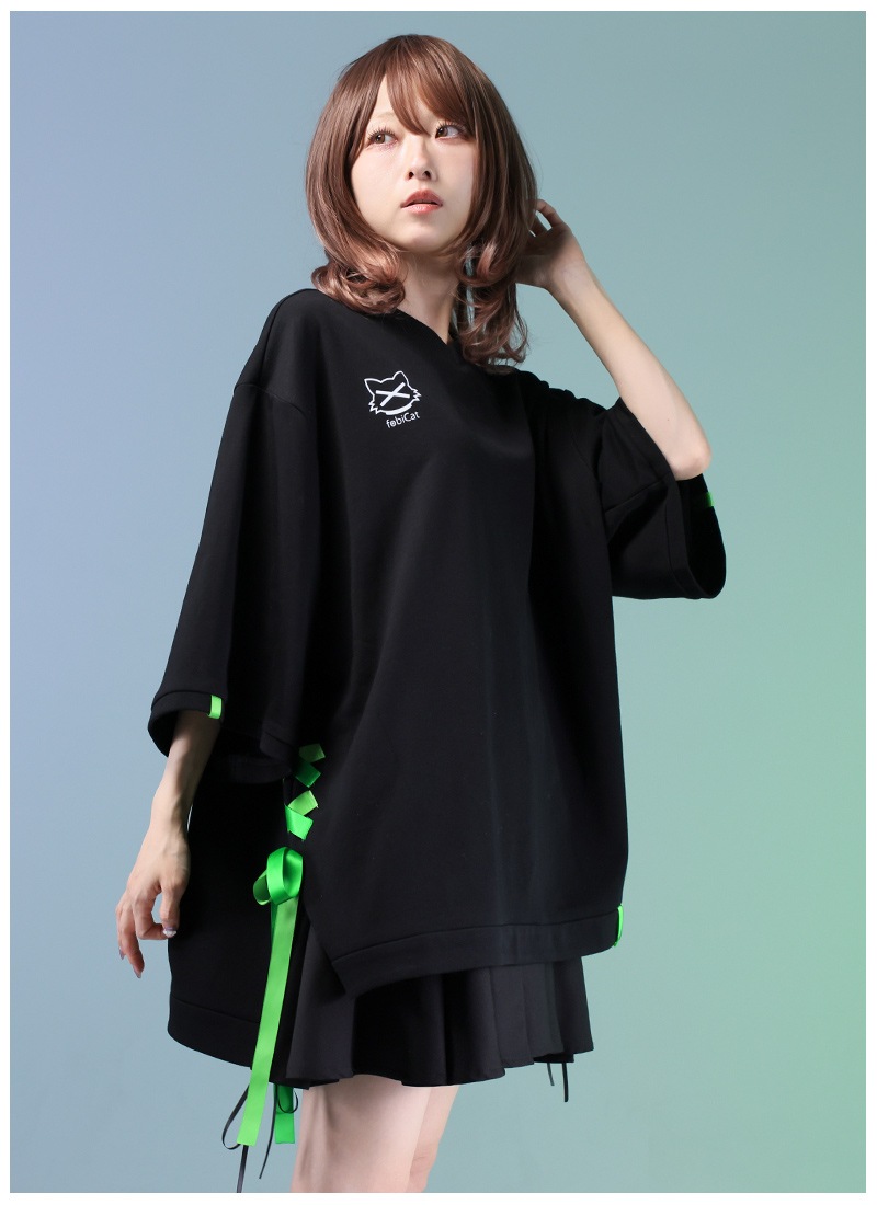 新品　未開封　【ナナオカフェ2025】天使のご加護間違いなし？Tシャツ ナナオは立派なユーチューバー – Creator Store