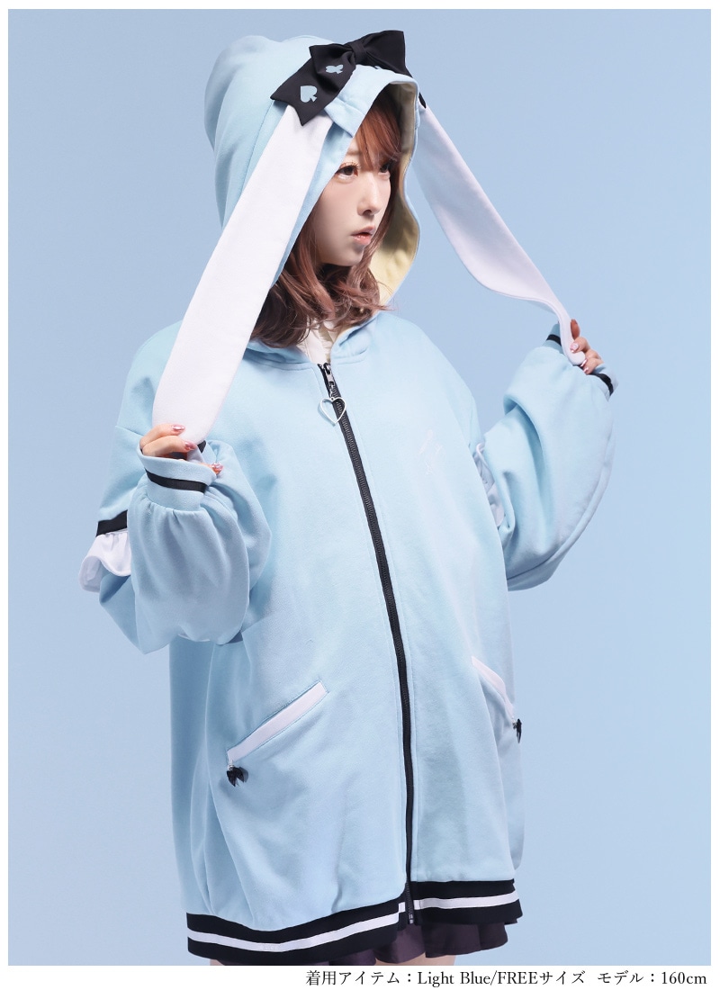 ライトブルー フード付きパーカー adidas ライトブルー フード付き