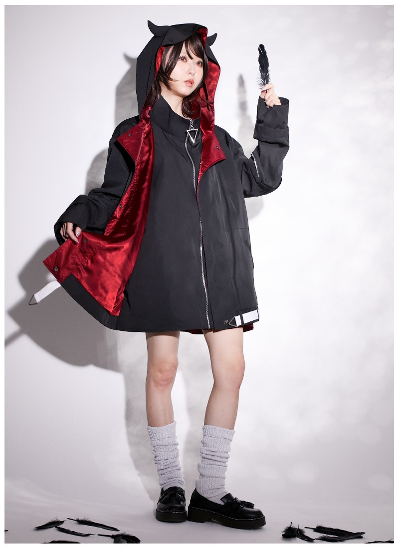 大幅値下げ❣️E.T. フィギュア 赤 フード付きジャケット ビッグベルトエコファーコート[品番：PNYW0003500]｜PUNYUS （プニュズ