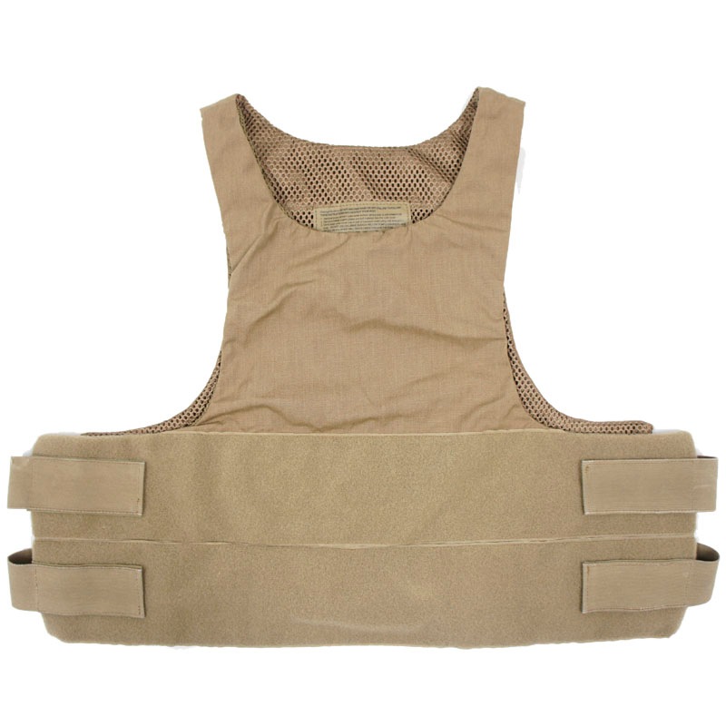 SAFARILAND アーマーベスト実物 サファリランド　LE装備 78c6d7e675c6e03424d1f1cffc8637