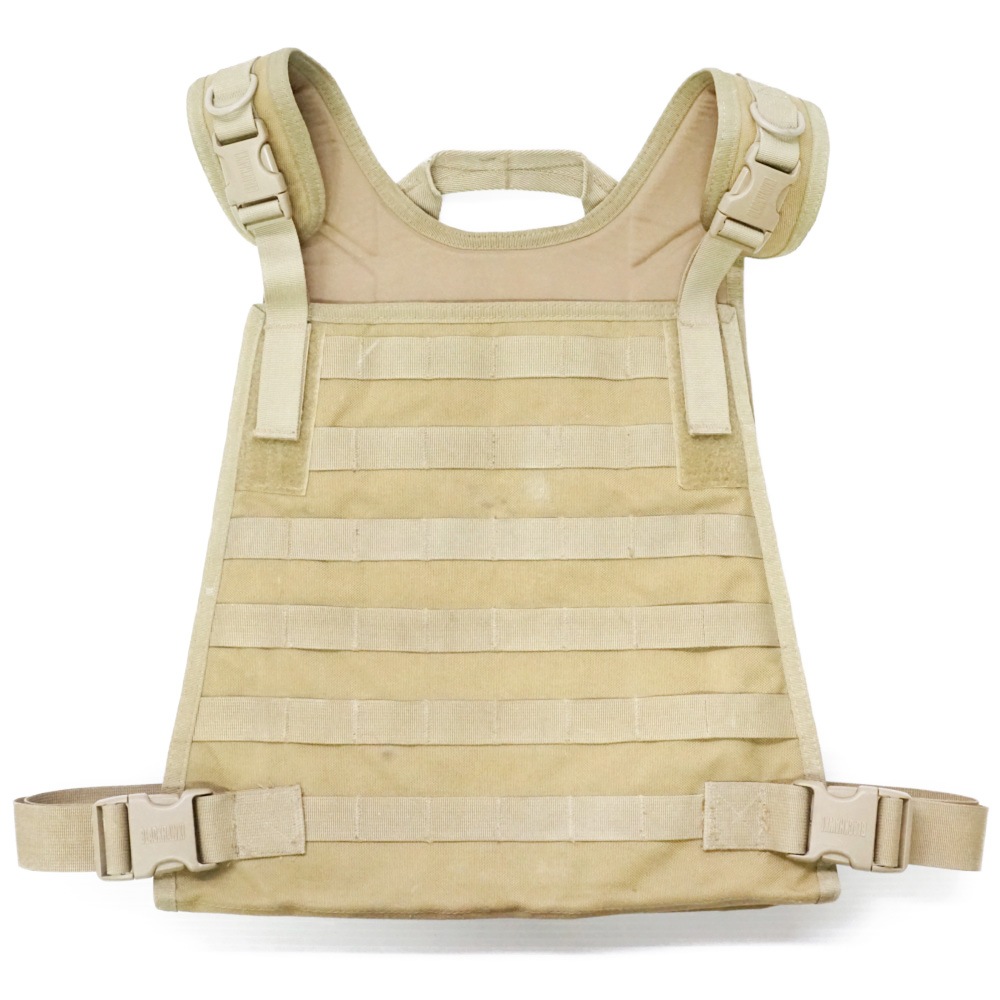 20100444-1 レア!! BLACKHAWK! STRIKE プレートキャリアー *コヨーテ