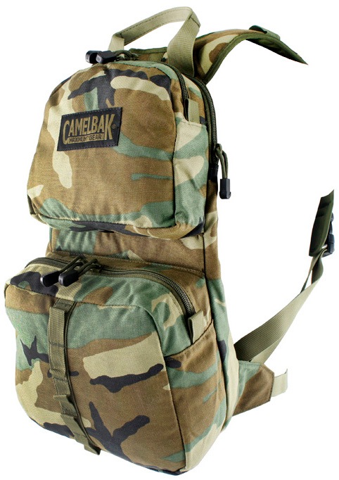 激レア　キャメルバック  BFM  旧型 激レア キャメルバック BFM 旧型 ミリタリー