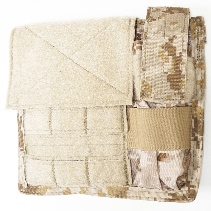 [実物]eagle製 AOR1 アドミンポーチ 実物]eagle製 AOR1 アドミンポーチ