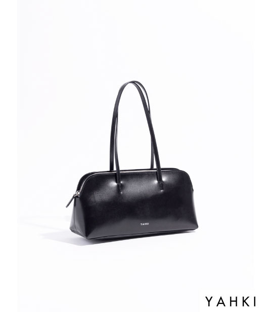 Lightweight 円形バッグ 黒 送料無料】【2025AW】YAHKI[ヤーキ] SOFT W FACE 横長ショルダー