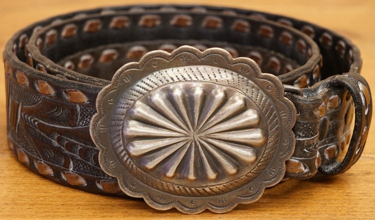 ダブルアールエル) RRL ネイティブ バックル レザー Rasco カービング