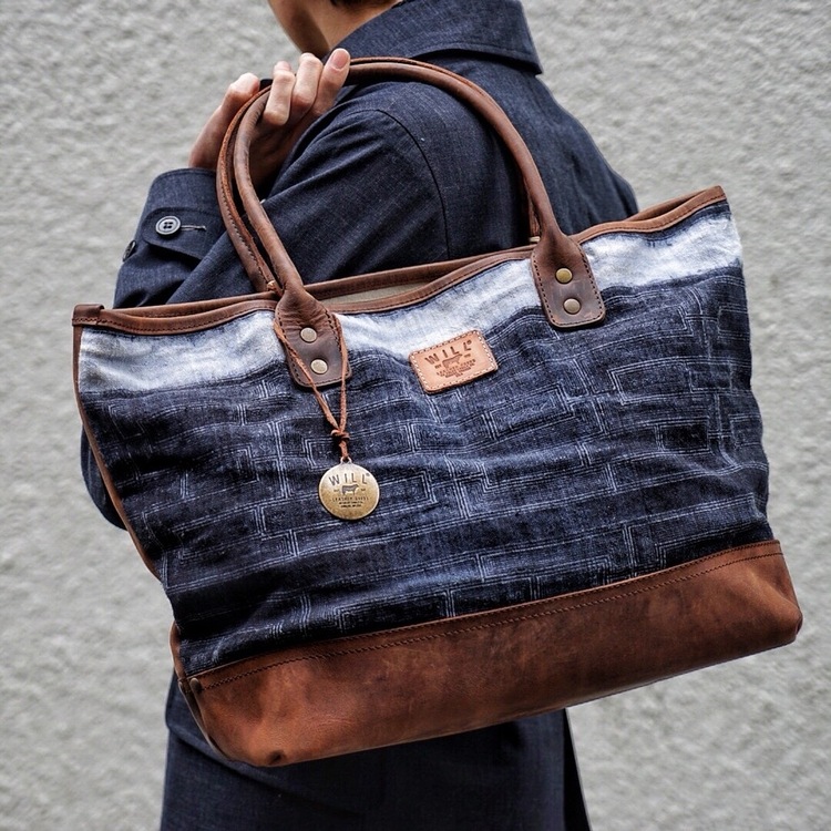 (Will Leather Goods) ������ �쥶�����å� ����ǥ��� �Хƥ��å� �ȡ��� �Хå� No.4 The Indigo Batik Tote