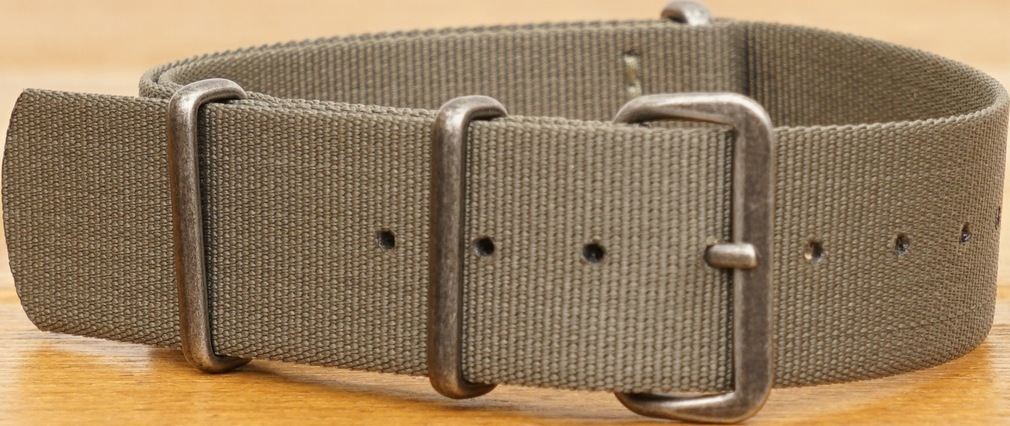 (���֥륢���륨��) RRL �����Х� �����å� ���ȥ�å� �饤�ȥ��졼 Canvas Wath Strap Light gray