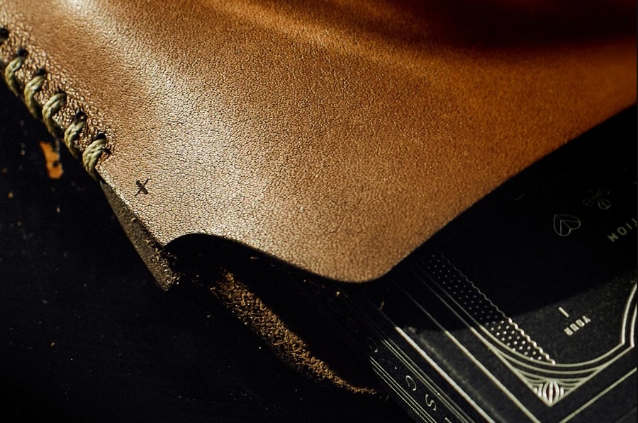 Misc. Goods Co. 쥶 ȥ  ץ쥤󥰥 ٥֥륿˥ ꥫ ץ쥼 ˥å Single Leather Case