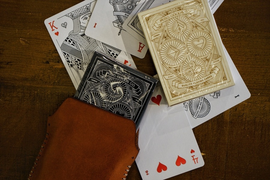 Misc. Goods Co. 쥶 ȥ  ץ쥤󥰥 ٥֥륿˥ ꥫ ץ쥼 ˥å Single Leather Case