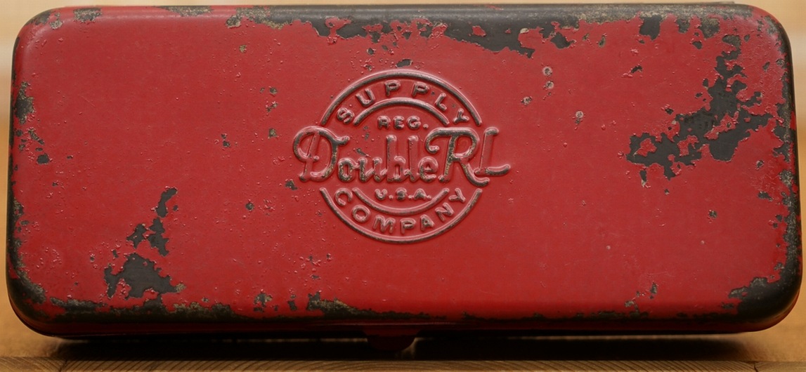 ダブルアールエル) RRL エナメルド スティール アイグラス ケース