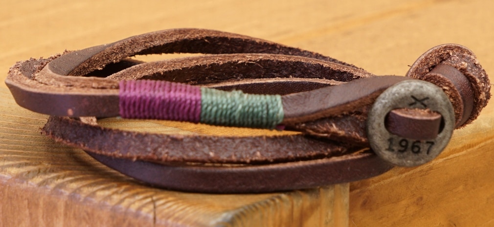 ラルフローレン) Ralph Lauren ボタン留め レザー ブレスレット