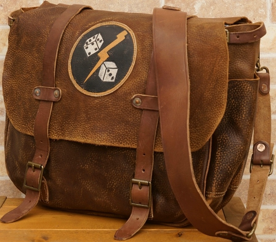(���֥륢���륨��) RRL �����ꥢ��쥶�� ���ɥ� �Хå� �֥饦�� ��� Distressed Leather Saddle Bag