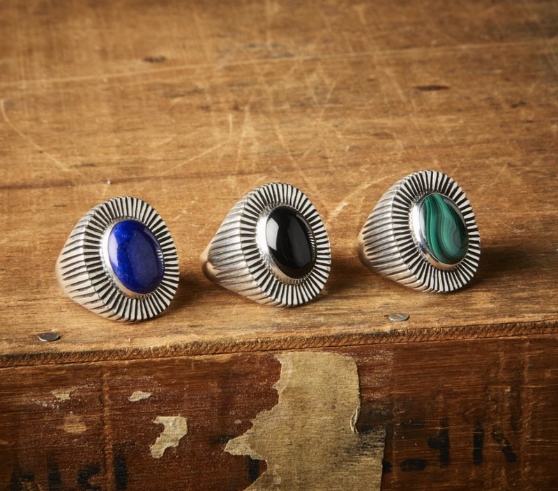 LHN Jewelry(���륨�������� ���奨�꡼) �ƹ��� �ϥ�ɥᥤ�� Byron ��� ��� x ��ԥ� ��� ��˥��å��� Brass Lapis ring