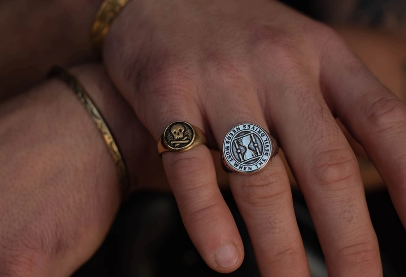 LHN Jewelry(���륨�������̥��奨�꡼) �ϥ�ɥᥤ�� ������饹 ��� ����ꥫ�� ��������󥰥���С� ��˥��å��� Hour Glass Ring Silver