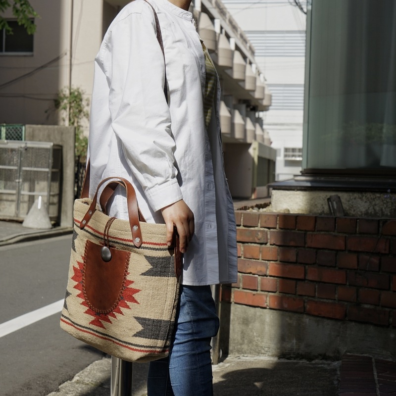 (���֥륢���륨��) RRL �꿥�� ������饰 �ͥ��ƥ����� Collins �ȡ��� �Хå� �����ϥ��� Hand Woven Southwestern Tote Bag