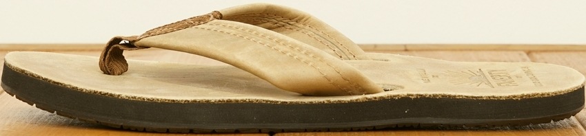 FAHERTY BRAND (�ե���ƥ� �֥���) �ƹ��� �쥶��������� �ߥǥ����� �֥饦�� ��� Faherty Sandal Medium Brown