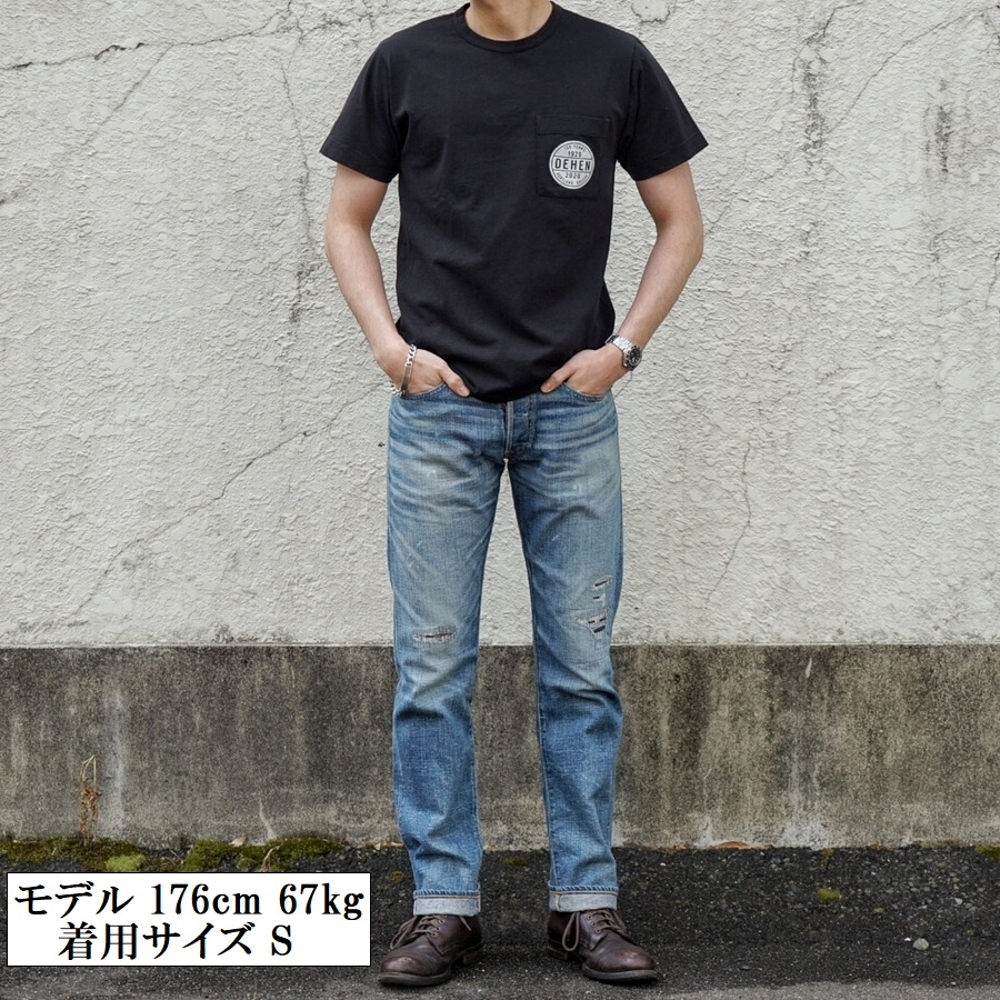 Dehen 1920(�ǡ��إ�) �϶�100��ǯ ���� �����꡼��ץ��� �ݥ��å� T����� �֥�å� ����ꥫ�� 100 Year Anniversary Single Pocket Tee Black