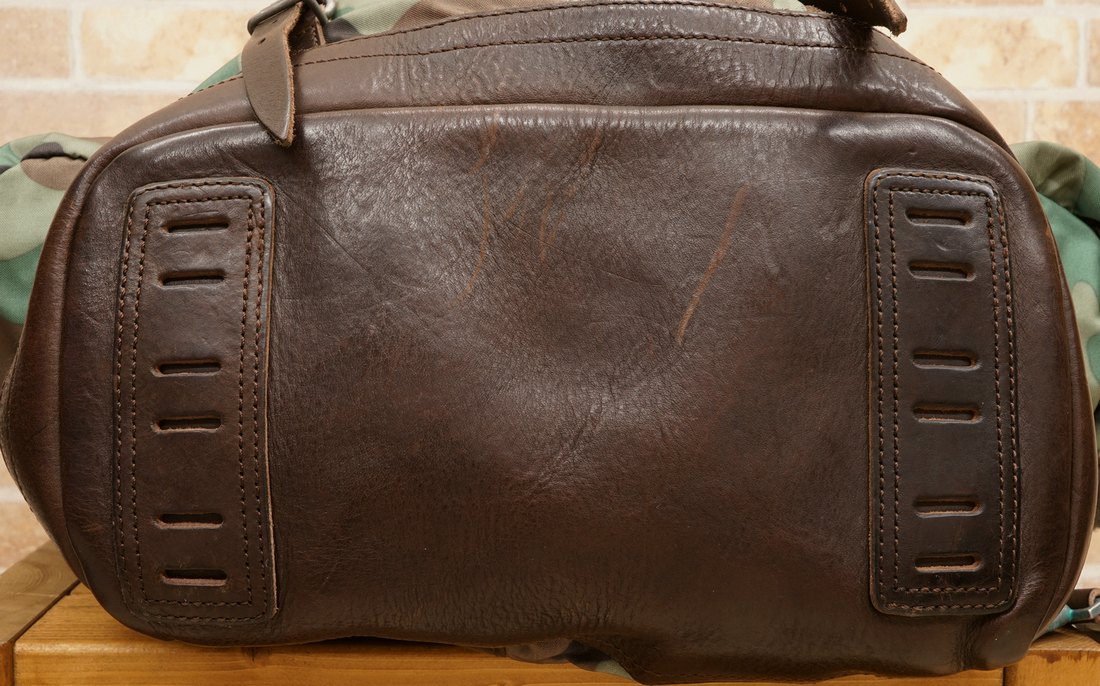 (���ե������) Ralph Lauren �쥶�� �ȥ�� �ʥ����� �Хå��ѥå� ����ե� Leather Trim Nylon Backpack Camo