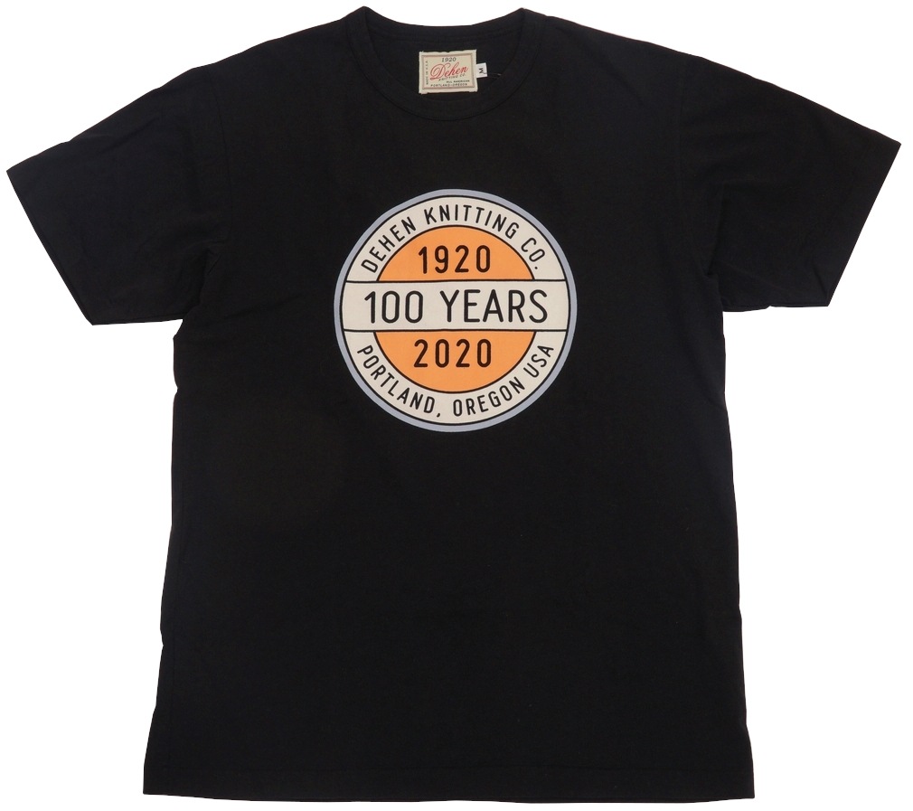 Dehen 1920 創業100周年限定 ロゴ プリント Tシャツ ブラック Dehen 1920(デーヘン) 創業100周年 限定 アメリカ製 ロゴ