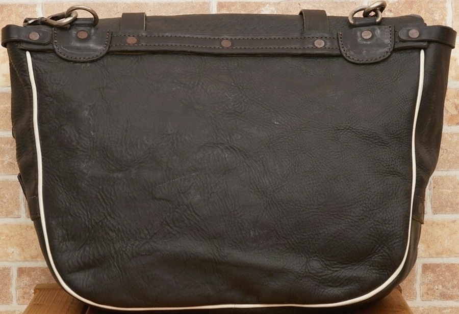 (���֥륢���륨��) RRL �����ꥢ��쥶�� ���ɥ�Хå� �����å� ��� �֥�å� Embossed Leather Saddle Bag