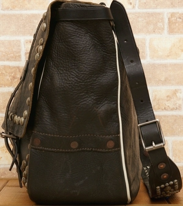 (���֥륢���륨��) RRL �����ꥢ��쥶�� ���ɥ�Хå� �����å� ��� �֥�å� Embossed Leather Saddle Bag