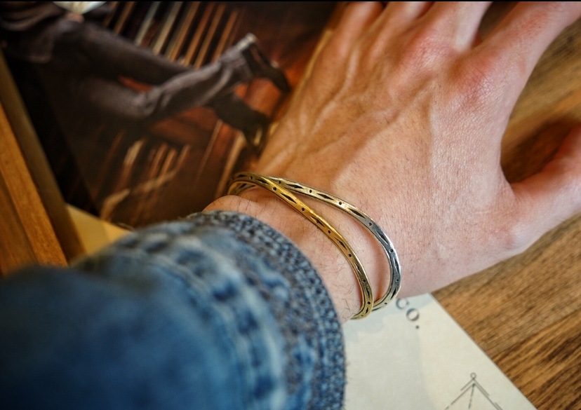LHN Jewelry(���륨�������� ���奨�꡼) �ƹ��� �ϥ�ɥᥤ�� ����С� �Х󥰥� Tosca Cuff Silver