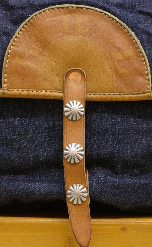 ���֥륢���륨��) RRL �ǥ˥� �쥶�� �᡼��Хå� Denim-Leather Mailbag