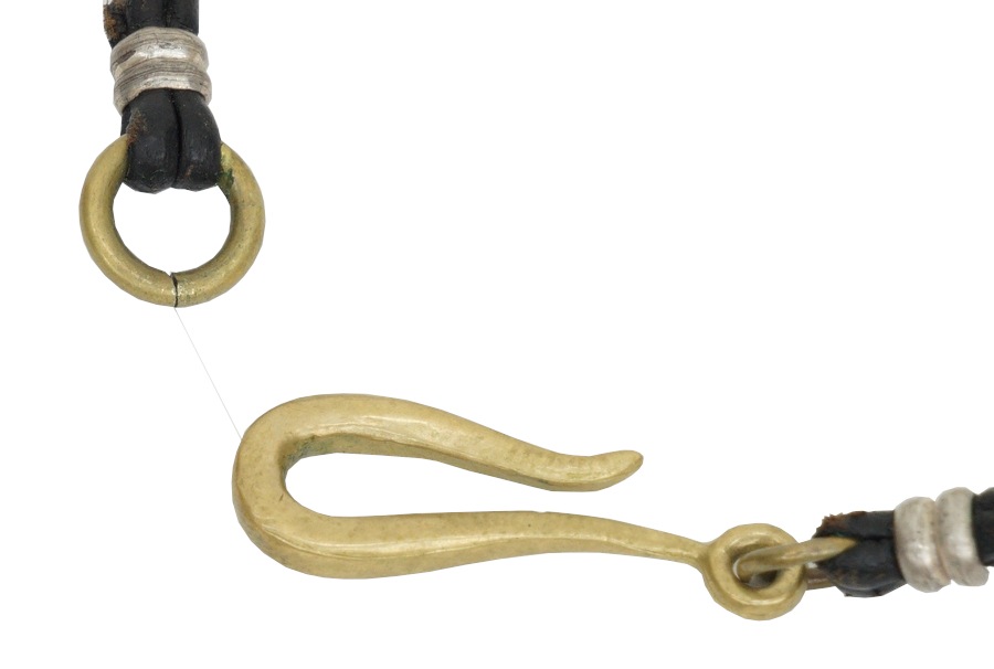 LHN Jewelry(���륨�������� ���奨�꡼) Made In USA �ϥ�ɥᥤ�� Hook and Oval Bracelet Brass �쥶�� x ��� �ܳ� �֥쥹��å� ��� ��˥��å���