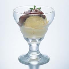 ��6��/200ml�ۥѥե����饹