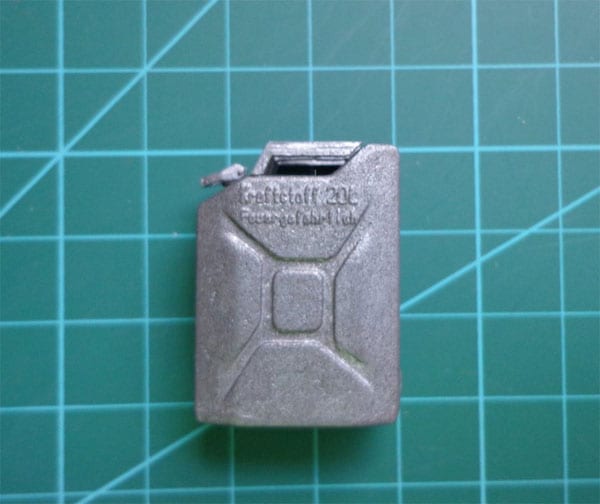 Asiatam 1/16 �᥿�롦�������̡�Metall Benzinkanister 20l für Panzer 1:16�� 708