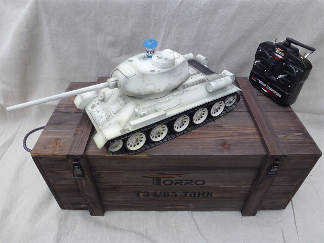 Torro 1/16 T34/85�ץ�-�᥿�륨�ǥ������ʶ�°���㥿�ԥ顦�ֳ����Хȥ륷���ƥࡦ������ɡ�ȯ����͡��ߵ�������T34/85 RC Panzer 2.4 GHz 1/16 Profi-Metall IR Schneetarn1112400403