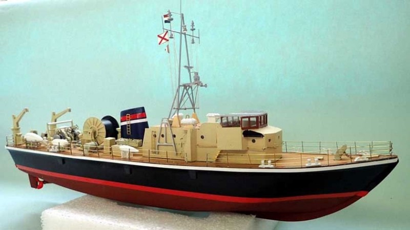 DeansMarine �ϥ��ڥ��HOUTEPEN��