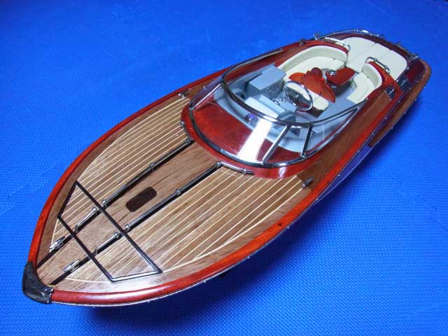 RIVA ���44 �ץ���ʥ।��ƥꥢ�������Ѵ����ʡ�RC�б���