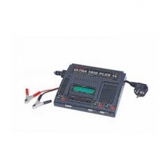 Graupner 3チャンネル充電器’Ultra Trio plus 14’ (6466)