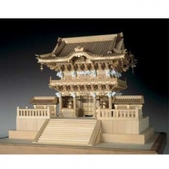 日光東照宮　陽明門　木製模型 伝統的デザイン 日光東照宮」の陽明門を1/50スケールで再現した木製模型キットが