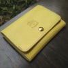 【IL BISONTE】イルビゾンテ レザー 2つ折り財布 5452405140 (color ANANAS)