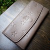 【IL BISONTE】イルビゾンテ JAPAN EXCUSIVE MODEL (日本限定モデル) 星型押し長財布 【54182310540 】 (COL グレー)