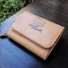 50周年日本限定【IL BISONTE】 イルビゾンテ 2つ折りラウンドジップ財布 54202306840 (COL ヌメ)