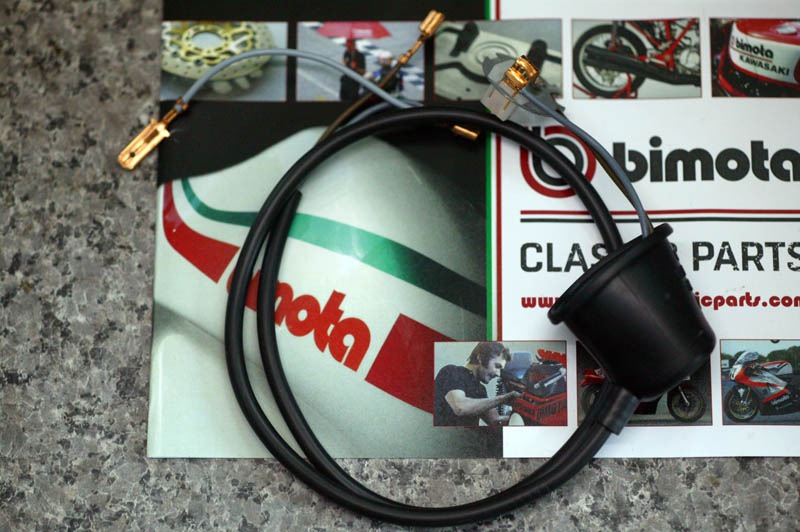 ������ޥ���ȥ����󥫡��ѥХ�֥ۥ������Lampada 4W-12V