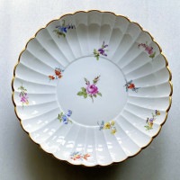 Meissen Scattered Flower    Cake/Dessert Server