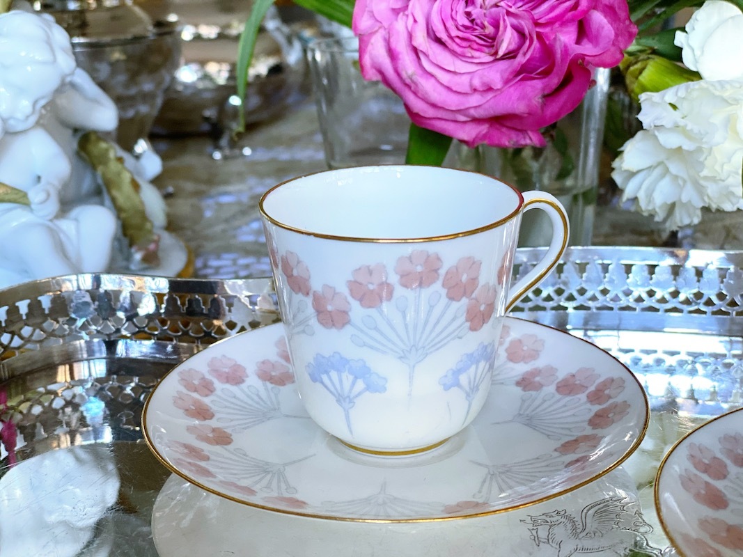 食卓の西洋アンティーク 食卓の西洋アンティーク