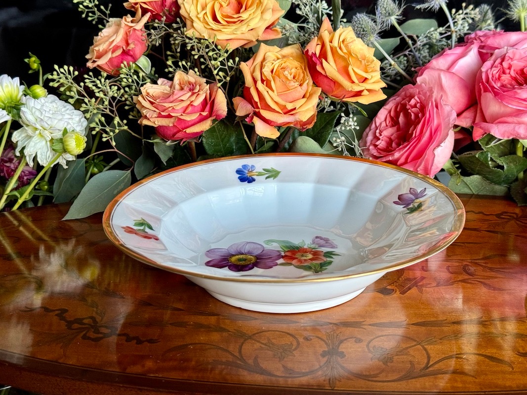 ロイヤルコペンハーゲン　アンティーク1923年のサキソンフラワーのキャンドル立！ ロイヤルコペンハーゲン□サクソンフラワー・ライト カップ＆ソーサー