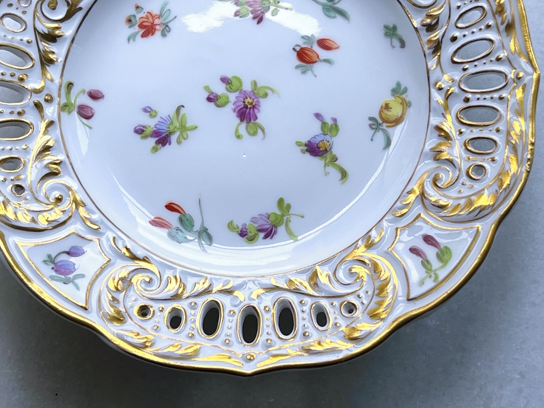 �ɥ쥹�ǥ�֡�����졼������