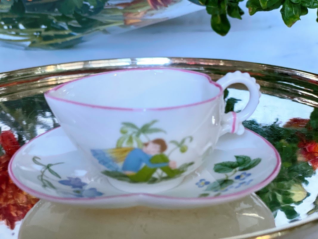 食卓の西洋アンティーク