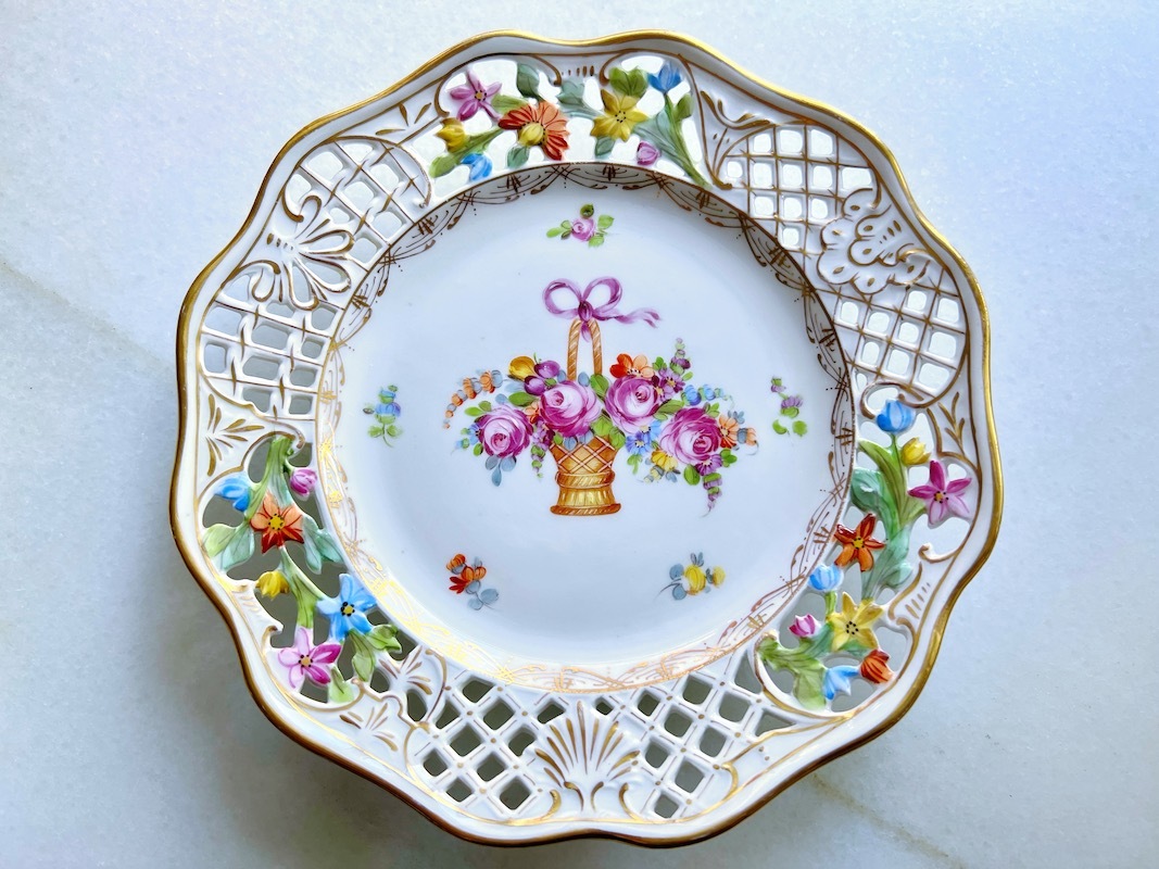 �ɥ쥹�ǥ�ƩĦ��ܥ�ȥ���������ƥ�������D