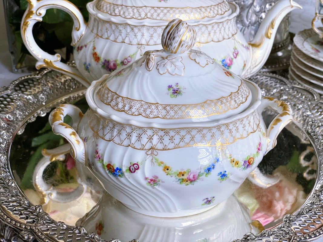 ������ɡ����Υꡡ�ե����ĥ����鯤Ⱦ��֤Υ������ɡ��ƥ������å�    Old Ginori Rose & Flowers Garland Tea Set