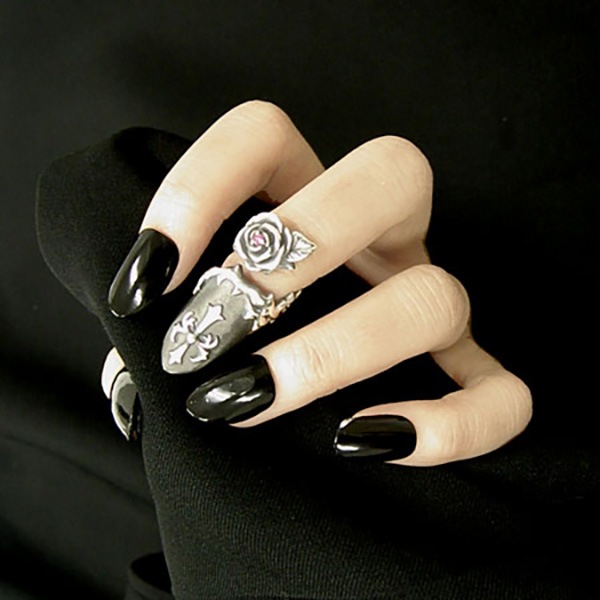 SoTVQueens Nail [S] /Symphony of The Vampire