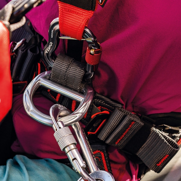 カピバラ　plce風ハーネス 藤井電工】【メーカー取寄商品】フルハーネス単体 X型腿ベルトは水平型